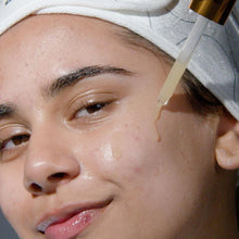 Load image into Gallery viewer, brightening set (2 full-size + free skin roller) - Dermalogica Malaysia